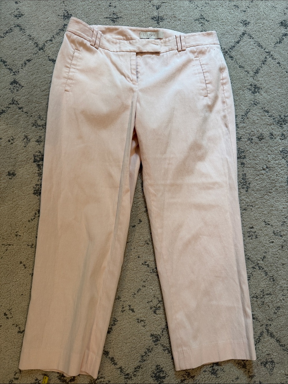 Ann Taylor Loft light pink tailored cropped pants